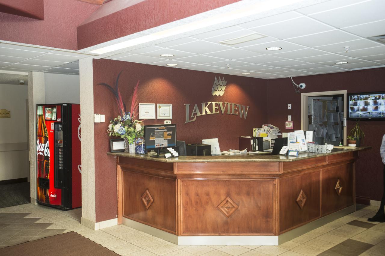 Lakeview Inns & Suites - Chetwynd Exterior photo